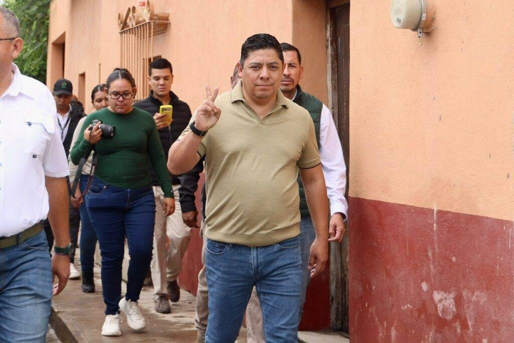 1 RICARDO