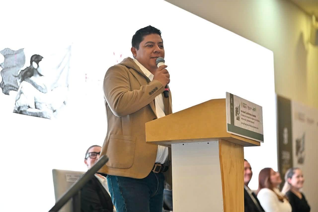 2 RICARDO ESCUELAS