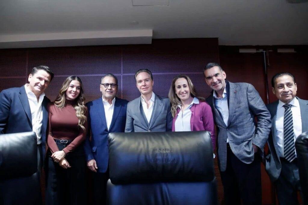3 RUTH SENADO